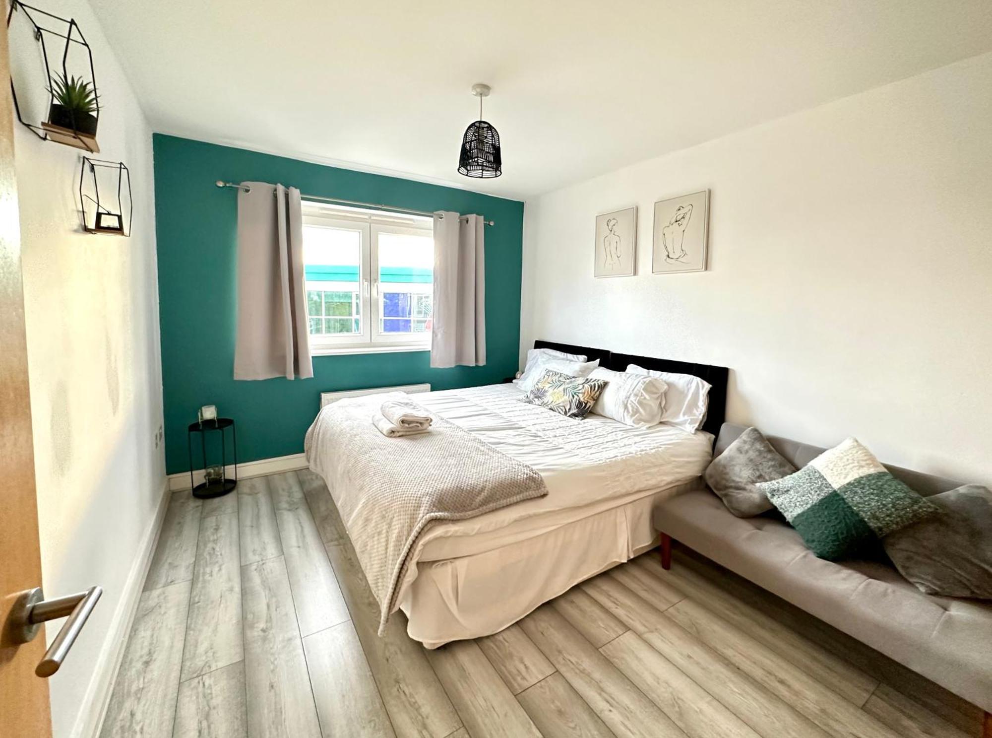 Starlet - 2 Bedroom Near Central Line * Londres